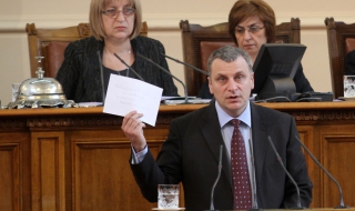 Курумбашев: БСП позна победителя в конкурса за „Майкрософт“