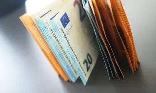 Повишаване на лимита за плащания в брой в България до 10 000 евро