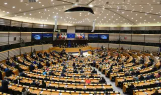 European Parliament supports strengthening EU defense 