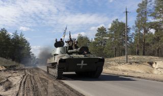 Няколко десетки хиляди украински военни се намират на подстъпите към Херсонска област
