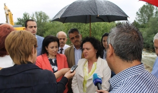 Спешни аварийни ремонти по поречието на р. Стряма