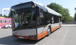 В София тръгна първият хибриден автобус у нас (СНИМКИ)