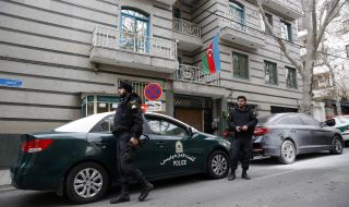 Иран експулсира четирима азербайджански дипломати