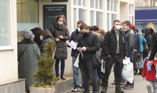 Наплив за ваксинации в София, Варна и Пловдив
