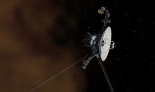 НАСА възстанови връзката със сондата "Вояджър 2"