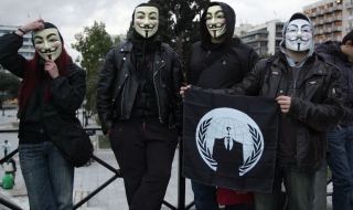 Без паника заради заплахата на „Анонимните“
