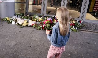 Молът в Копенхаген, в който въоръжен уби трима души, отново отваря врати 