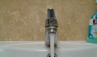 Водата в Добрич и Албена е негодна за пиене