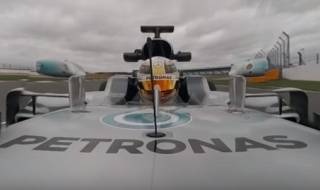 Първата обиколка на новата "Сребърна стрела" (Видео 360°)