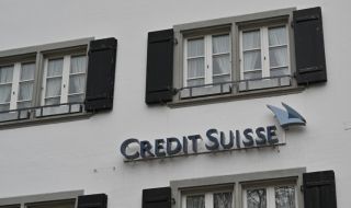 Credit Suisse блокира руски активи на колосална стойност