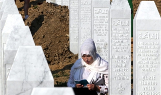 Сребреница си спомня ужасите