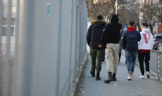 "В училищата в България не те учат на живот"