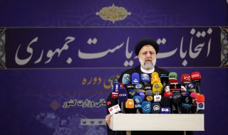  Предстои твърда линия в президентските избори в Иран