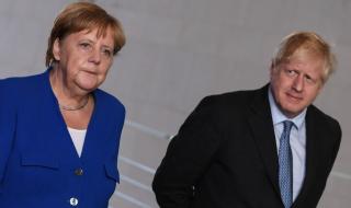 Борис Джонсън каза на Меркел, че Брекзит не трябва да се отлага