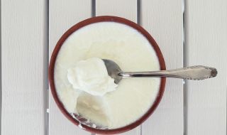 Ползите от изяждането на 1 кофичка кисело мляко на ден