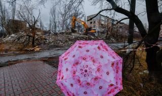 Най-малко 10 взрива в центъра на Донецк