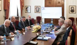 Радев: Забавянето на строителството на 7-и и 8-и блок на АЕЦ „Козлодуй“ е предпоставка за по-високи разходи