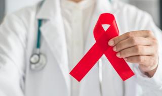 Отказват лечение на пациенти с HIV