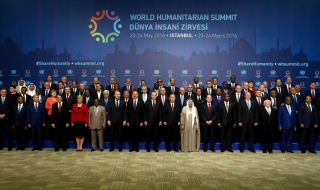 Разочарования и обещания по време на хуманитарната среща в Истанбул