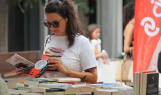 Откриват "Алея на книгата"