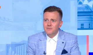 Бюджетният план дава посока, но не решава дефицита