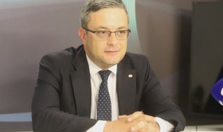 Тома Биков изригна: Нека отиваме на избори на 15 януари, ако продължаваме така