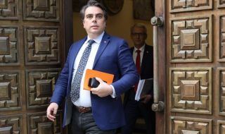 Бюджет 2023 влиза на първо четене в пленарната зала