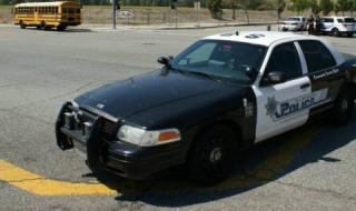 Кола се вряза в патрулка край Конгреса на САЩ