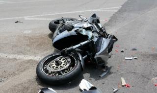 Мотоциклетист загина при катастрофа с кмета на Костинброд