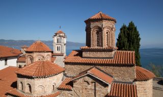 Северна Македония реагира на признаването на църквата в страната като Охридска