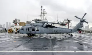 US forces attack vessel in Pacific Ocean 