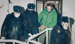 Навални вече е в списъка на „терористите и екстремистите”