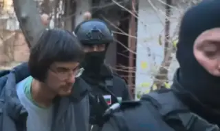 Оставиха в ареста 29-годишния педофил от София