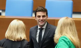 Никола Минчев се отказва от НС, повежда листа за Европейския парламент
