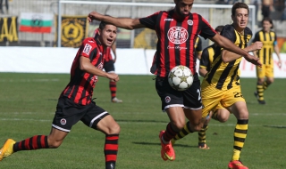 Локо (Сф) подгони Лудогорец след бой над Ботев (Пд)