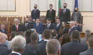Рокади в НС: 12 нови депутати положиха клетва