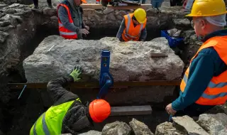 В Унгария откриха непокътнат саркофаг на млада жена на 1700 години (СНИМКИ)