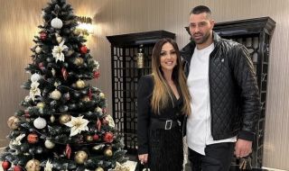 Вижте къде Глория и младото ѝ гадже посрещнаха Нова година (СНИМКИ)