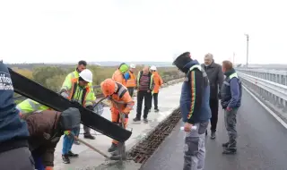 Отварят в двете посоки Дунав мост за Великден