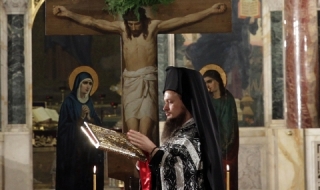 Дионисий става гид в Бачковския манастир