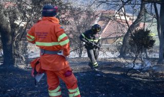 Защо Италия не може да се справи с пожарите