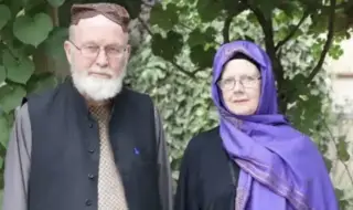 Талибаните държат в ареста пети месец без обвинения възрастна двойка британци