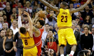 Кливланд поведе в серията срещу Чикаго