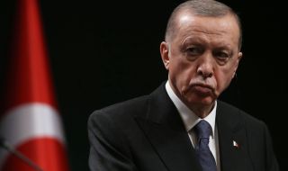 Ще успеят ли да свалят Ердоган?