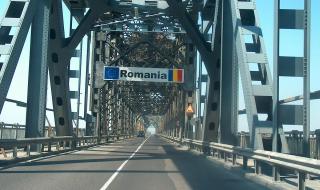Слагат LED осветление на &quot;Дунав мост&quot;