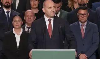 "Прогресивна България" закри кампанията си. Радев: Целта ни е пълно мнозинство. Без коалиции с ГЕРБ, ПП-ДБ и ДПС