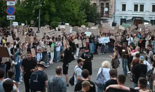 "Искате ли нов Майдан?!" - Киев прие спорен закон, блокиращ борбата с корупцията, избухнаха протести срещу управляващите