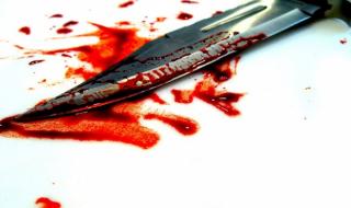 Двама мъже са наръгани с нож в Русе