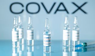 „Синофарм“ и „Синовак“ ще доставят ваксини за програмата „Ковакс“