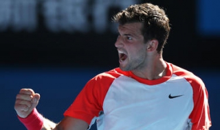 Нови два мача за Григор днес